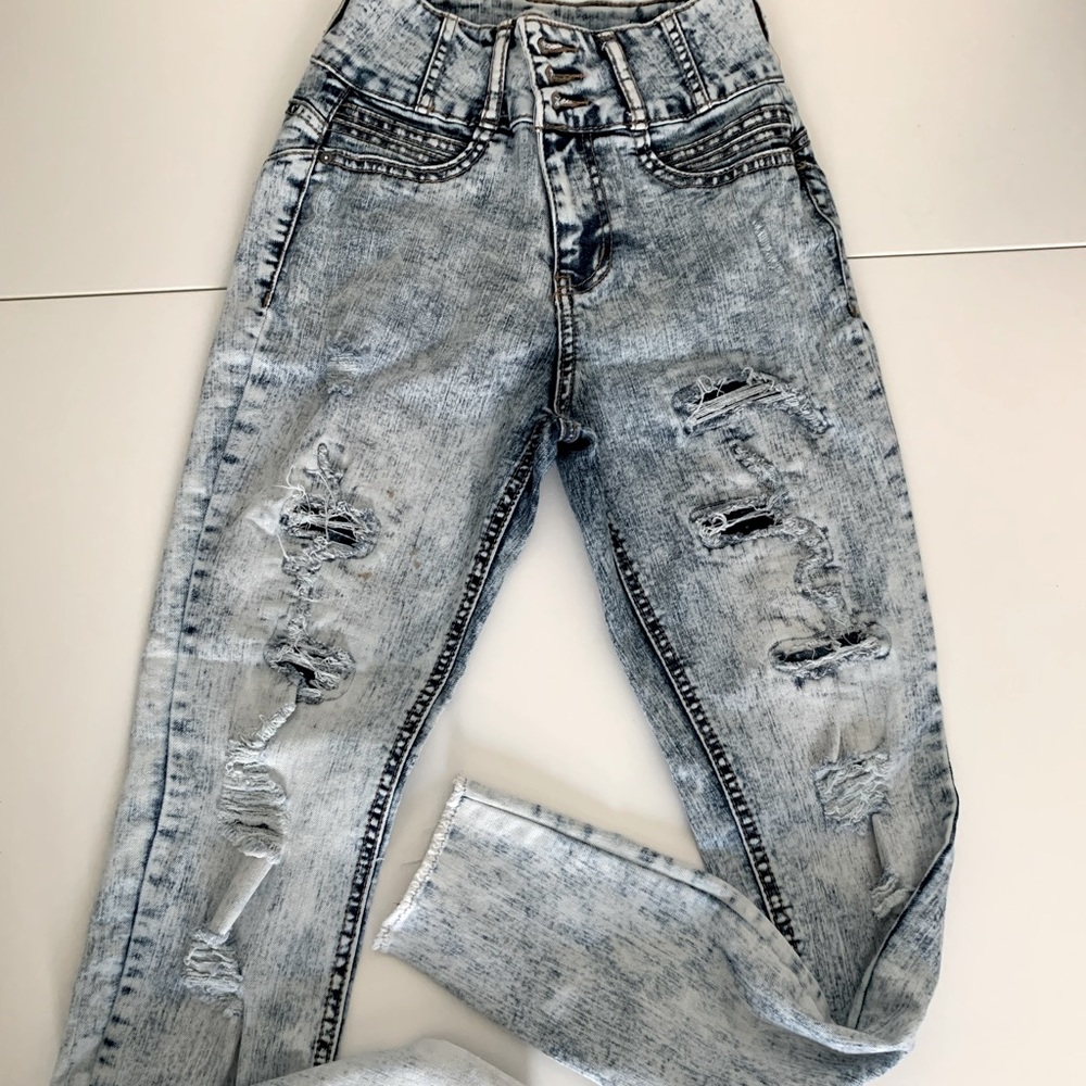 NO-BO high rise jean, sculpting skinny Jean